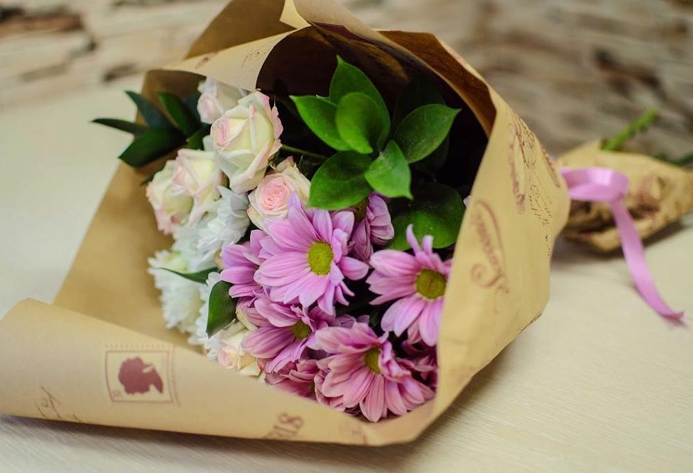 Букет цветов из: Розы и Хризантемы в Виноградово