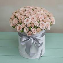 Цветочная композиция из Розы в шляпной коробке в Виноградово