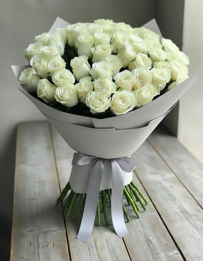Букет 35 Белых роз в Виноградово