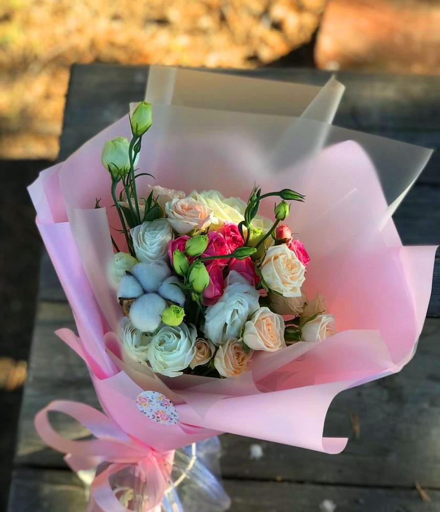 Букет цветов из: Розы и Лизиантусы в Виноградово