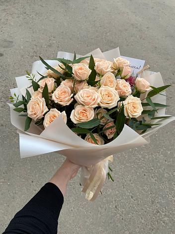 Букет Кремовые розы Латте в Виноградово