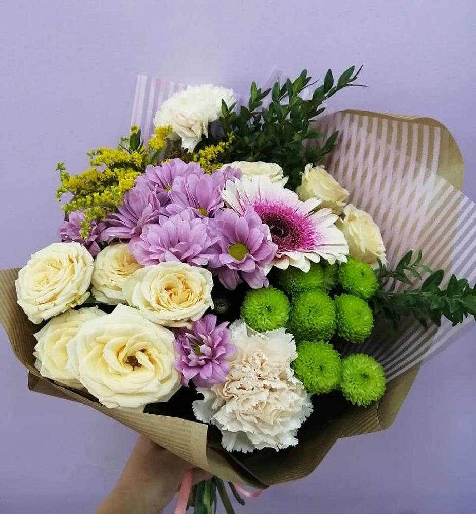 Букет цветов из: Хризантемы, Розы, Гвоздики и Герберы в Виноградово