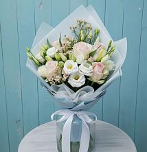 Букет цветов из:  Розы и Лизиантусы в Виноградово